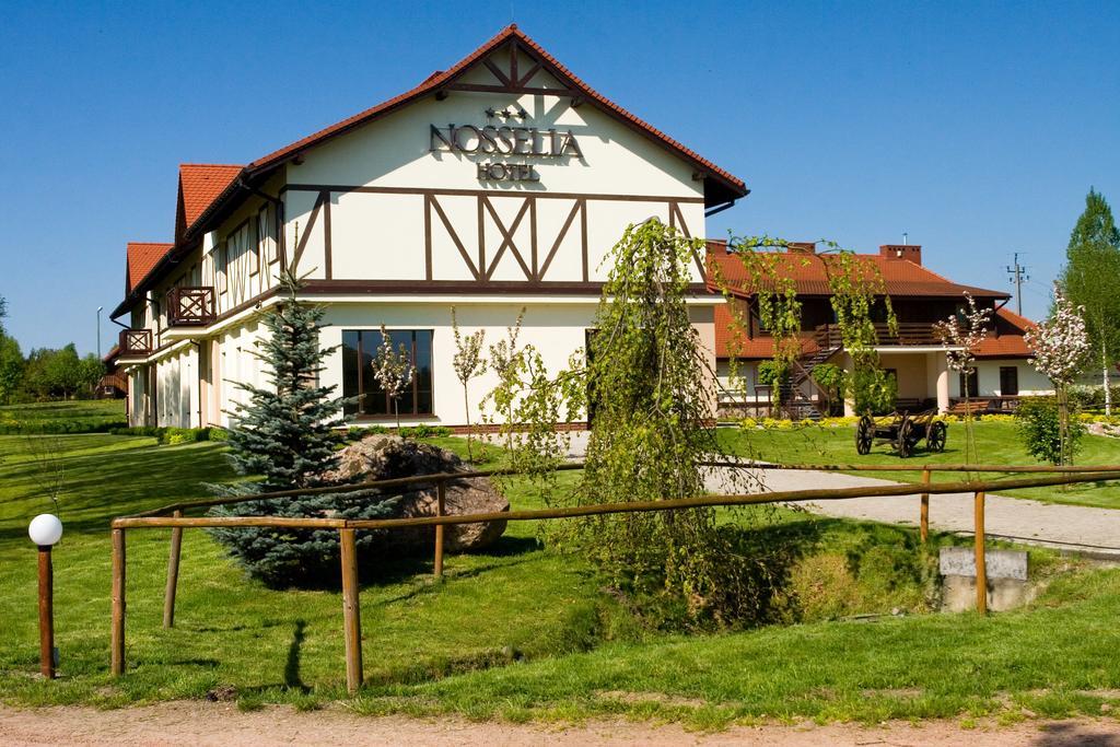 Hotel Nosselia Krzyczki Eksteriør billede